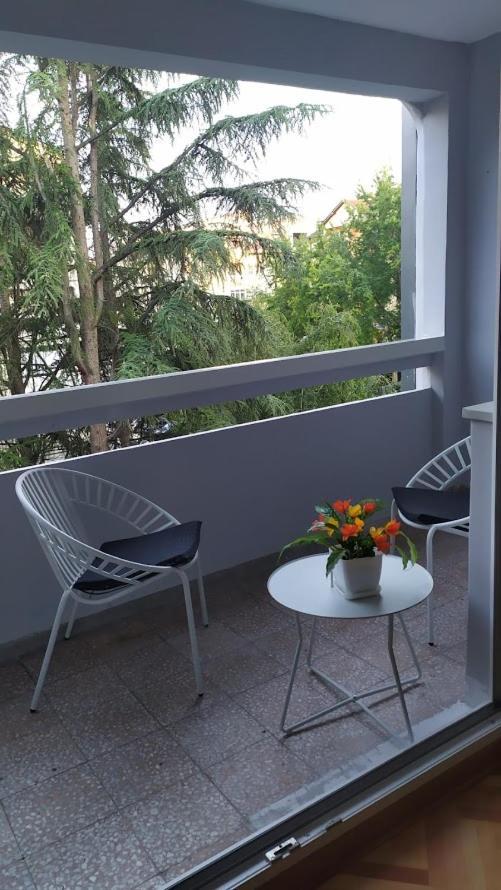 Duka Apartment Nis Bagian luar foto